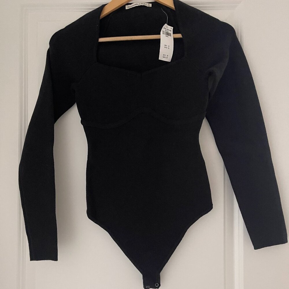 NWT: Abercrombie Long-Sleeve Sweetheart Sweater Bodysuit, Black, Size S